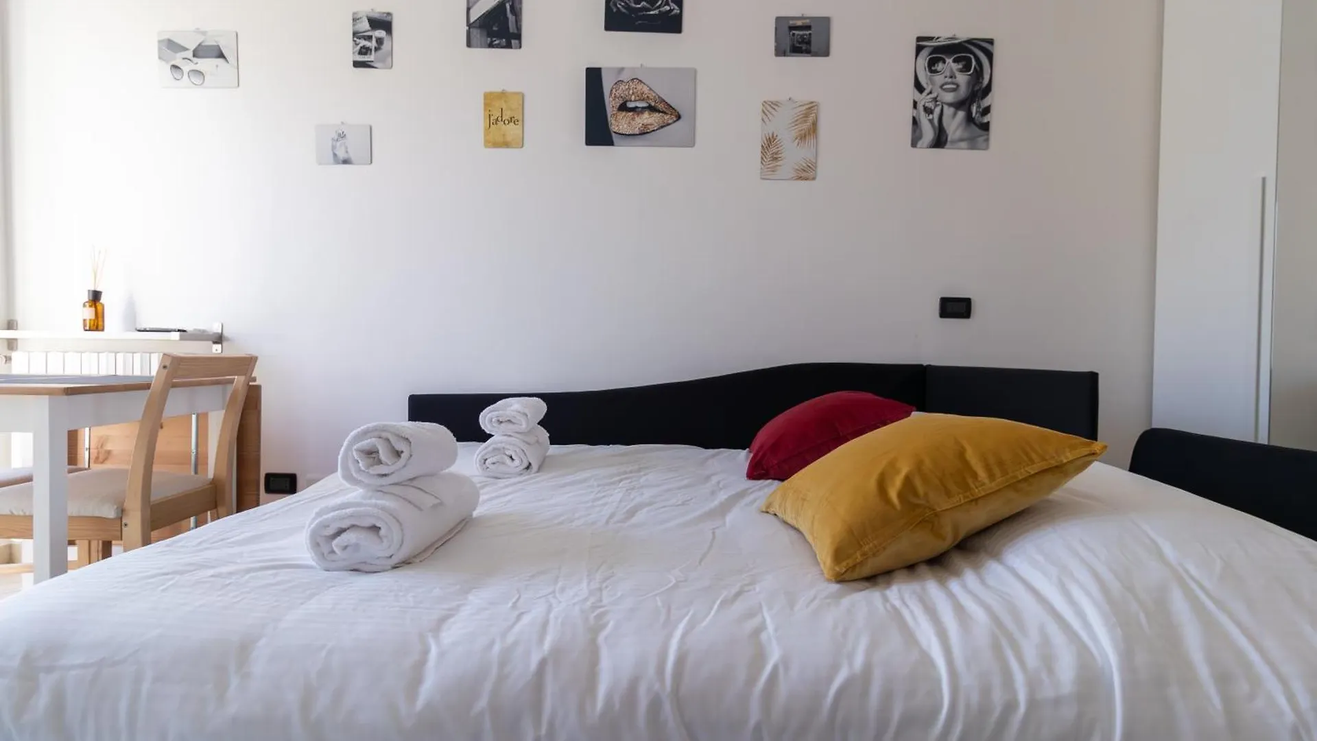 Abbiategrasso - Bocconi - 2 Camere Da Letto Milan Italy