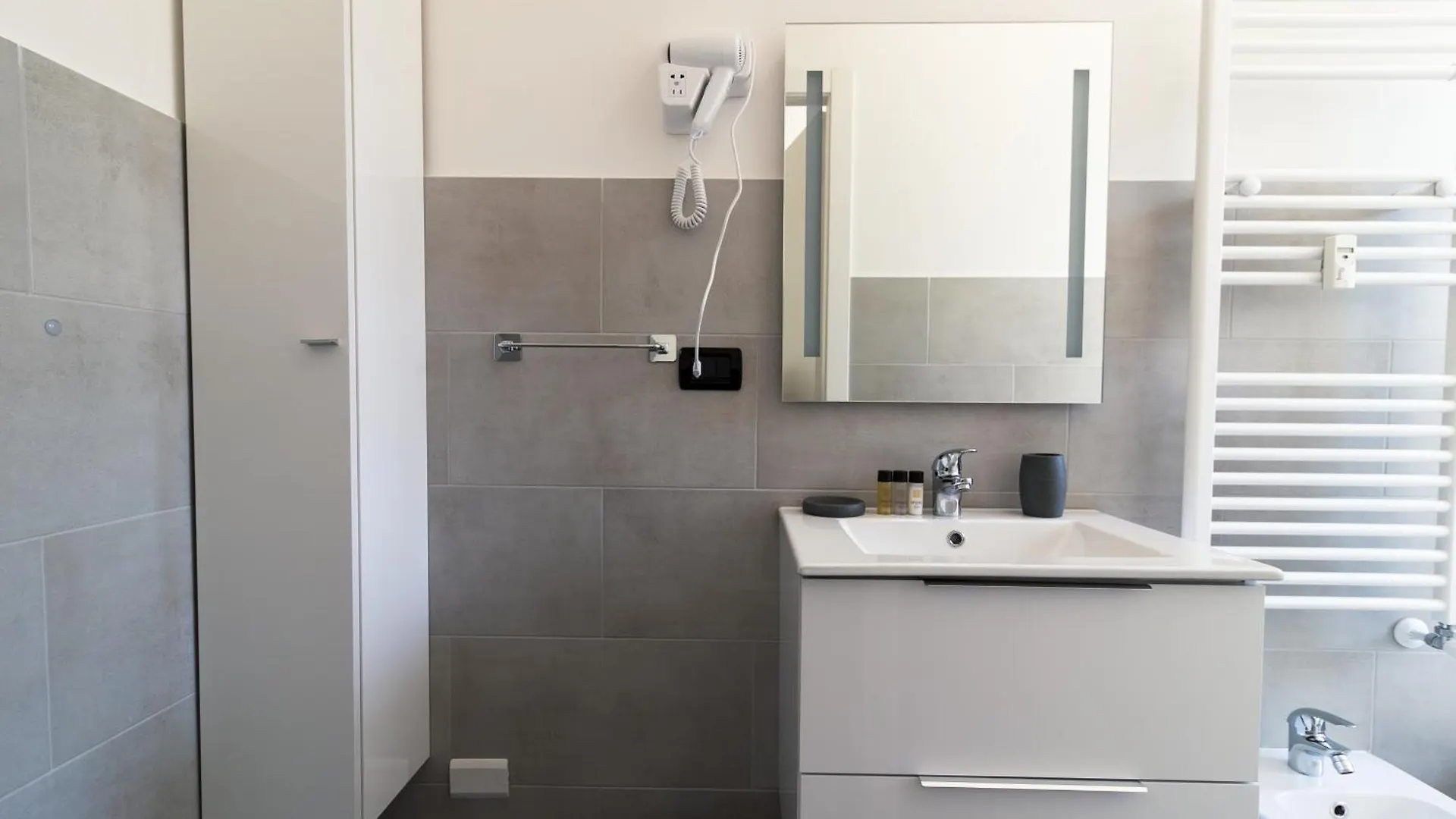 Apartment Abbiategrasso - Bocconi - 2 Camere Da Letto Milan